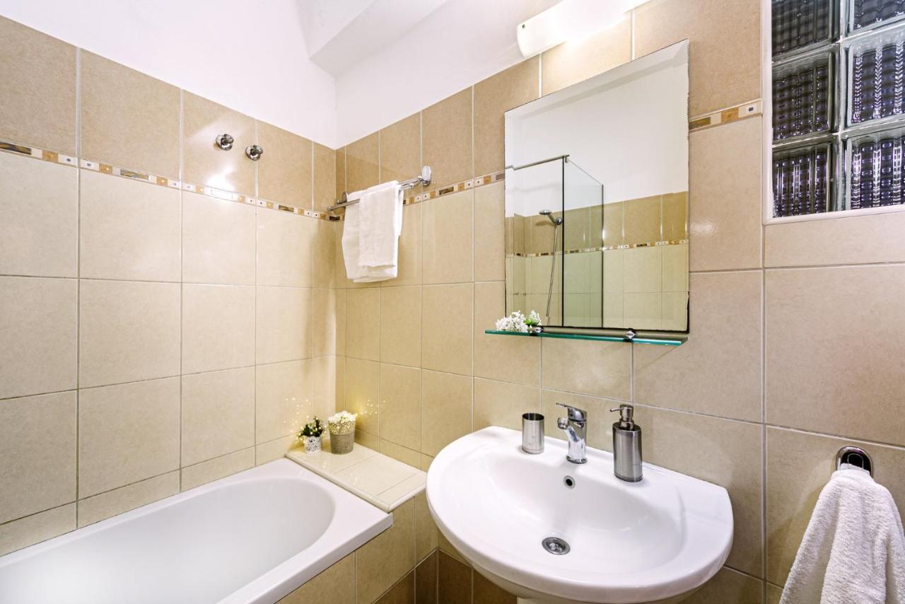Ionian Citizen Suite Corfu  Bagian luar foto